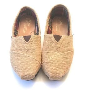 Toms burlap size 6.5